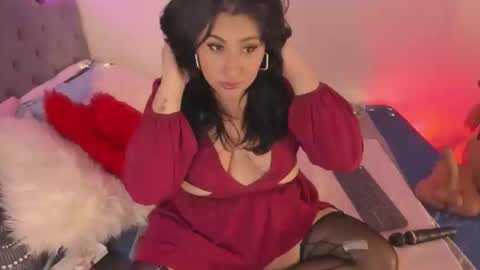 Snapshot of elyross_ chatting on November 24, 2025, 12:43 am Ross online show from November 24, 2025, 12:43 am