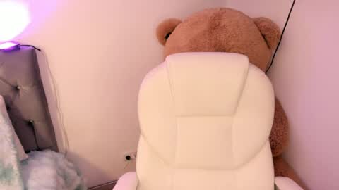 Ross online show from April 13, 2026, 9:31 pm