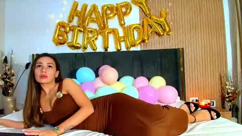 Snapshot of elys_dream chatting on November 17, 2025, 8:03 pm elys_dream online show from November 17, 2025, 8:03 pm