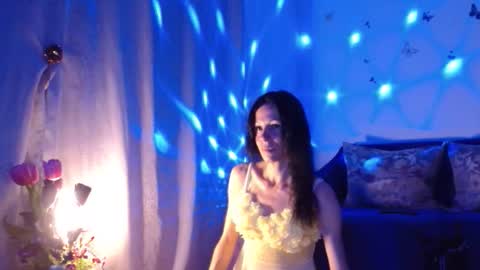 Snapshot of elysasun chatting on September 17, 2025, 6:31 pm Elisa online show from September 17, 2025, 6:31 pm