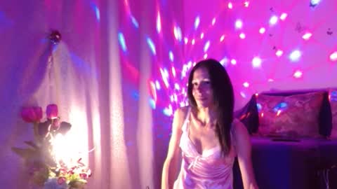 Snapshot of elysasun chatting on September 24, 2025, 7:39 pm Elisa online show from September 24, 2025, 7:39 pm