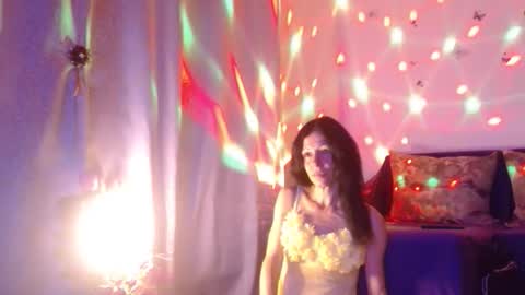Snapshot of elysasun chatting on October 10, 2025, 6:51 pm Elisa online show from October 10, 2025, 6:51 pm