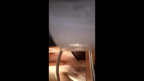 Snapshot of elza_com chatting on December 17, 2025, 6:30 am Elza Kom online show from December 17, 2025, 6:30 am