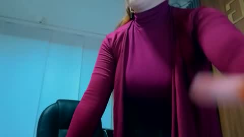 Estefany Martinez Acua INSTAGRAM ema 04oficial online show from February 4, 2026, 3:51 pm