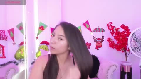 Ema louisx  online show from December 15, 2024, 12:17 pm