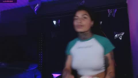 ema_ploxx online show from May 25, 2026, 1:22 am