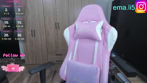 Snapshot of ema_tayy chatting on July 6, 2026, 9:06 pm Ema online show from July 6, 2026, 9:06 pm
