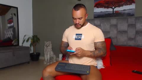 emanuelspencer online show from October 5, 2025, 8:18 pm