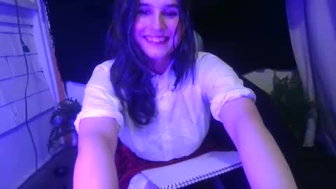 Ellie online show from December 11, 2024, 5:21 am