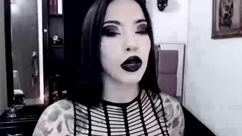 Emerald Black online show from September 25, 2025, 3:54 am