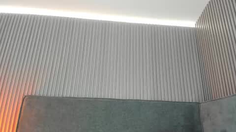 emelie_89 online show from November 27, 2025, 11:34 am