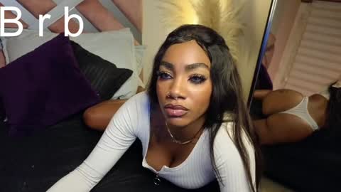 Snapshot of emely_brandon_ chatting on February 9, 2025, 2:28 am anyelii online show from February 9, 2025, 2:28 am
