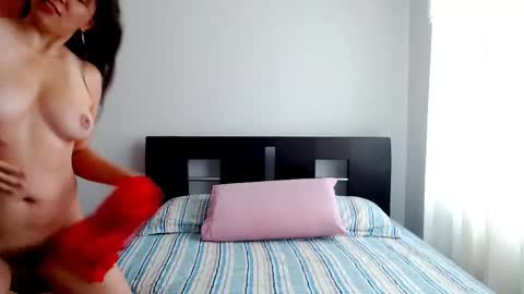 emely_sexx online show from December 1, 2025, 3:50 pm