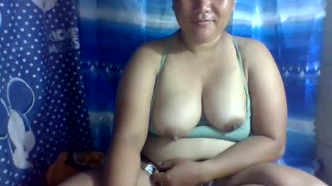 emelybloom123 online show from January 22, 2025, 10:37 pm