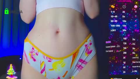 Snapshot of emelycrystal chatting on February 2, 2025, 3:21 am Emely online show from February 2, 2025, 3:21 am