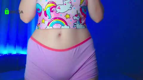 Snapshot of emelycrystal chatting on September 30, 2025, 7:35 am Emely online show from September 30, 2025, 7:35 am