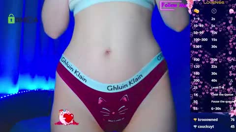 Snapshot of emelycrystal chatting on February 21, 2026, 3:40 am Emely online show from February 21, 2026, 3:40 am