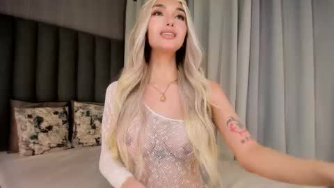 Snapshot of emeraldfvckinggreyson chatting on February 19, 2026, 3:46 am Emerald online show from February 19, 2026, 3:46 am