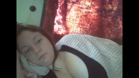 Snapshot of emerieskye chatting on January 19, 2025, 4:36 pm EmerieSkye online show from January 19, 2025, 4:36 pm