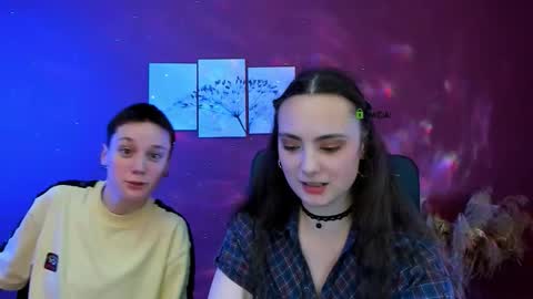 Snapshot of emi_fade chatting on February 10, 2026, 9:24 am emi_fade online show from February 10, 2026, 9:24 am