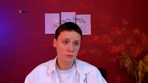 Snapshot of emi_fade chatting on February 12, 2026, 9:37 am emi_fade online show from February 12, 2026, 9:37 am