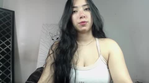 Antonella  online show from October 25, 2025, 9:09 pm