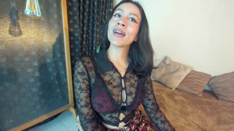 Snapshot of emigomez_ chatting on February 6, 2025, 1:16 am Emilia Gomez online show from February 6, 2025, 1:16 am