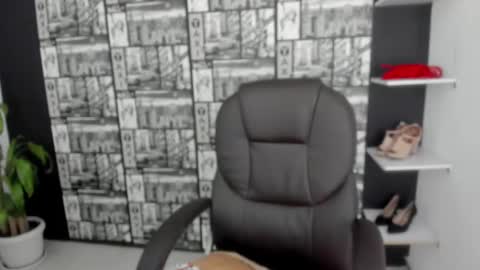 Snapshot of emigomez_ chatting on February 10, 2025, 11:23 pm Emilia Gomez online show from February 10, 2025, 11:23 pm