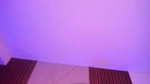   online show from September 9, 2025, 1:27 am