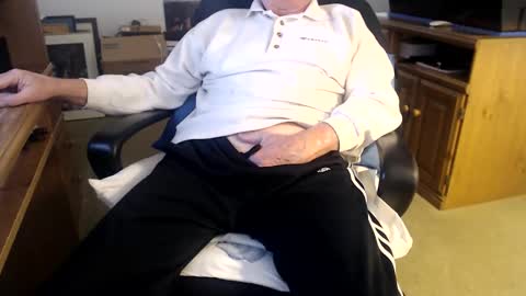 Terrance1st online show from December 17, 2025, 3:18 pm