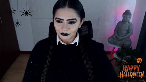 Snapshot of emili_evans_ chatting on October 31, 2025, 6:20 pm POWERFULL GODDESS EMILI online show from October 31, 2025, 6:20 pm