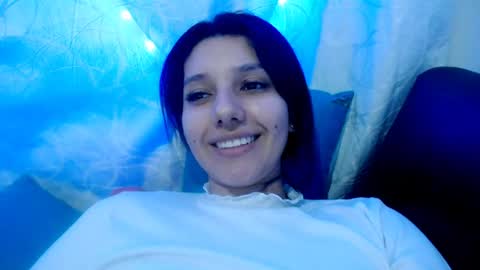 Snapshot of emili_riders chatting on January 6, 2025, 2:03 pm emili riders online show from January 6, 2025, 2:03 pm