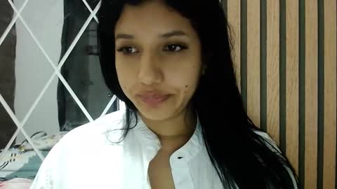 Snapshot of emili_riders chatting on February 9, 2025, 11:36 pm emili riders online show from February 9, 2025, 11:36 pm