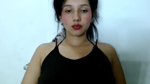 Snapshot of emili_riders chatting on February 24, 2025, 4:38 am emili riders online show from February 24, 2025, 4:38 am