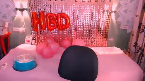 Emili roux online show from February 10, 2025, 6:24 pm