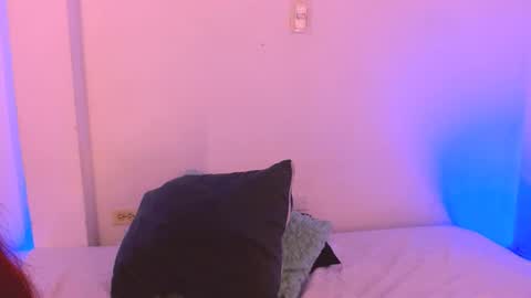 emili_williams10 online show from February 24, 2026, 4:32 am