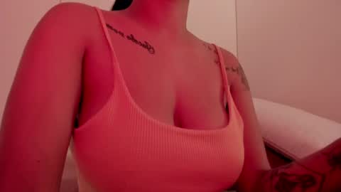 Emilia Big Boobs online show from January 20, 2025, 3:15 am