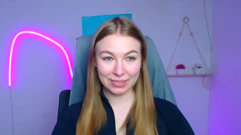 Emilia online show from March 2, 2026, 12:23 pm