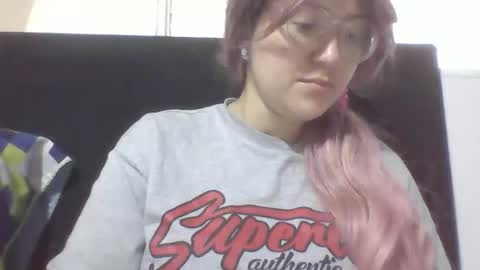 emiliahoney online show from January 17, 2026, 1:16 pm