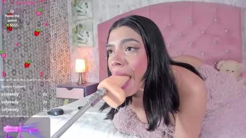 Emilie James online show from February 8, 2025, 8:10 pm