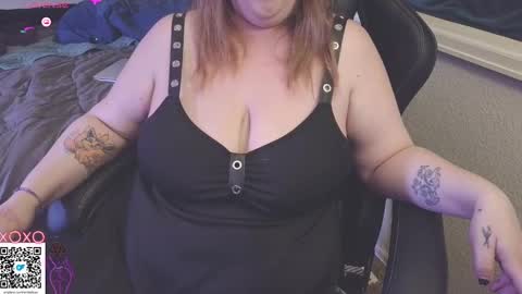 emilie foxx online show from March 10, 2025, 12:51 am