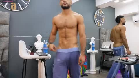 Snapshot of emilio_brandon chatting on April 30, 2026, 11:05 am Emilio online show from April 30, 2026, 11:05 am