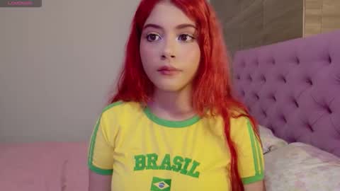 EmillieX  online show from January 8, 2026, 12:24 am