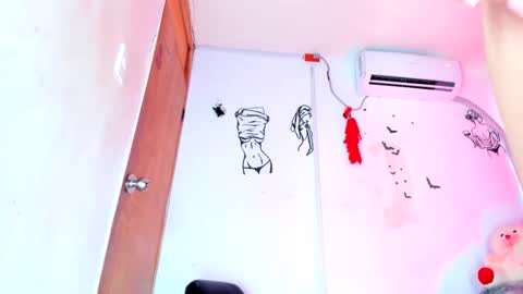 emily online show from February 5, 2026, 6:01 pm