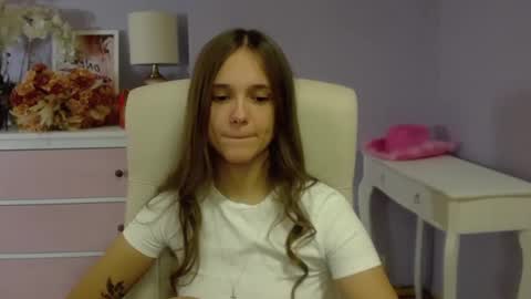 Emilly online show from January 24, 2025, 10:53 am