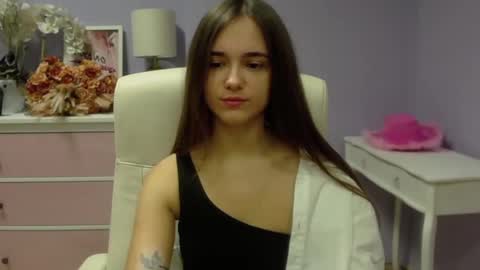 Emilly online show from January 29, 2025, 7:46 am