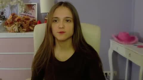 Emilly online show from March 5, 2025, 10:55 am