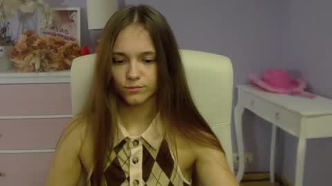 Emilly online show from March 12, 2025, 7:57 am