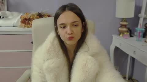 Emilly online show from February 6, 2026, 8:07 am