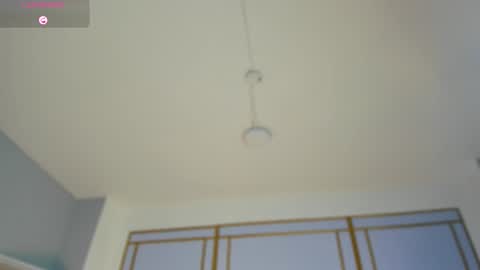 emilly_mell online show from November 7, 2025, 11:32 am